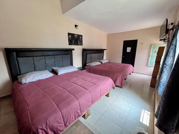 Imagen de la habitación del Hotel El Castillo, Cuernavaca. Foto 13