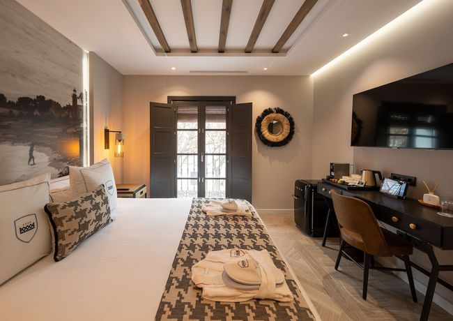 Imagen de la habitación del Hotel El Castillo La Ciudadela Marbella. Foto 4