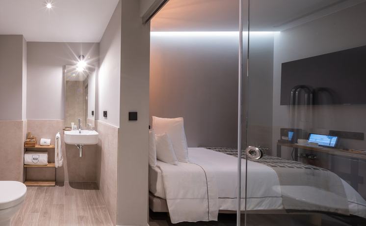 Imagen de la habitación del Hotel El Castillo La Ciudadela Marbella. Foto 7
