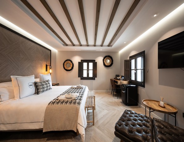 Imagen de la habitación del Hotel El Castillo La Ciudadela Marbella. Foto 10
