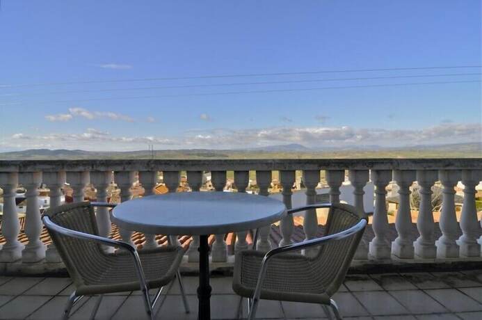 Imagen de la habitación del Hotel El Castillo, Larraga. Foto 11