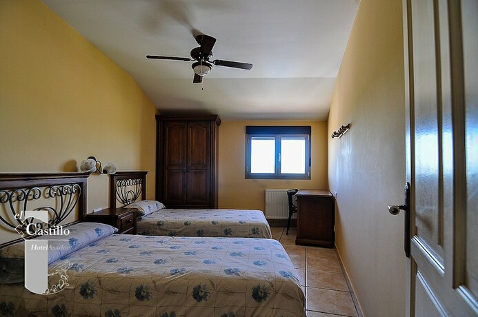 Imagen de la habitación del Hotel El Castillo, Larraga. Foto 15