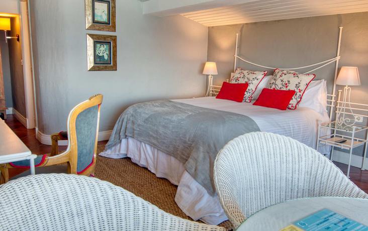 Imagen de la habitación del Hotel El Castillo, Suances. Foto 5