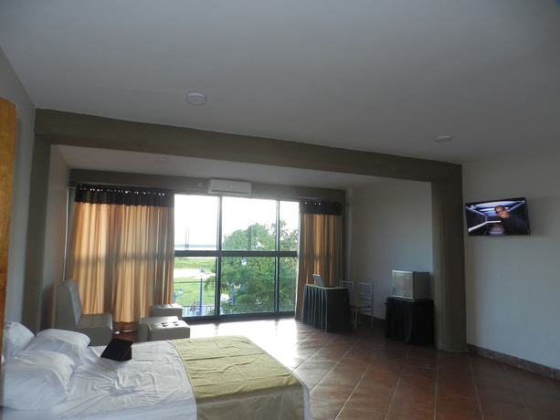 Imagen de la habitación del Hotel El Cauchero. Foto 4