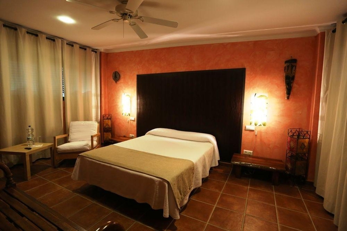 Imagen general del Hotel El Celemin de Conil. Foto 8