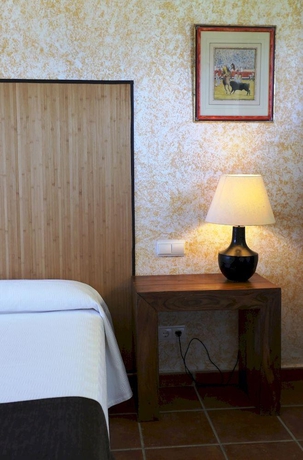 Imagen general del Hotel El Celemin de Conil. Foto 11