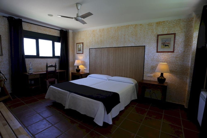 Imagen general del Hotel El Celemin de Conil. Foto 13