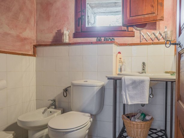 Imagen de la habitación del Hotel El Cerro. Foto 6