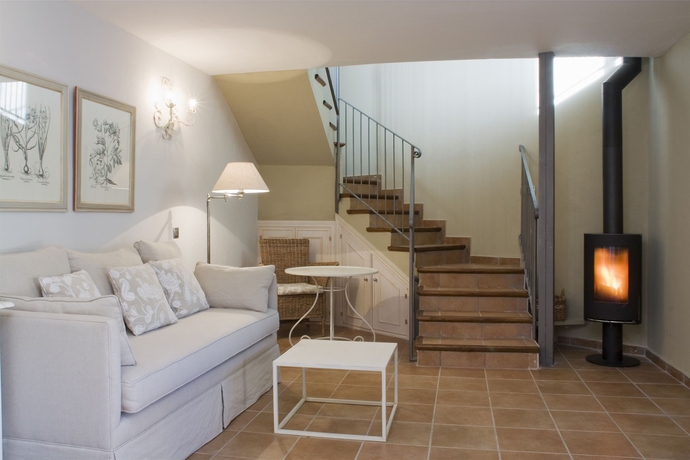 Imagen de los interiores del Hotel El Chorro. Foto 9