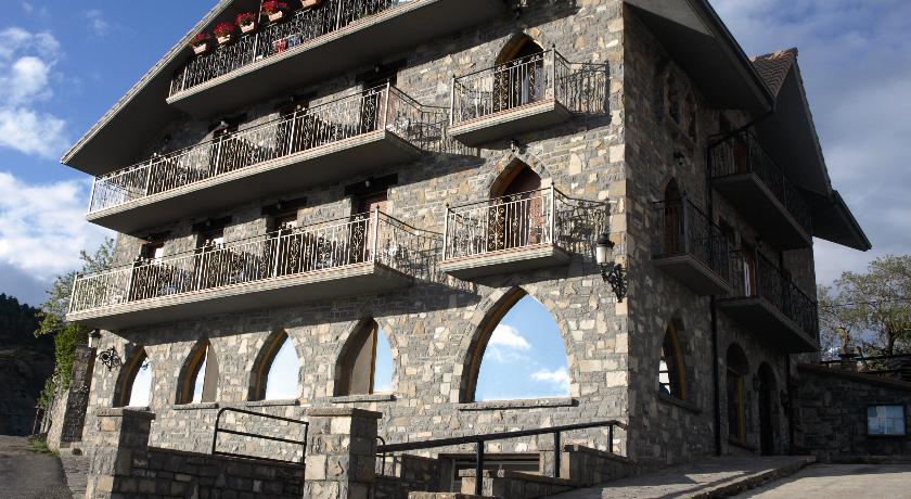 Imagen general del Hotel El Churron. Foto 10