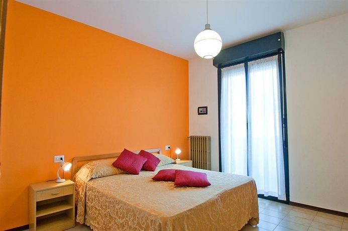 Imagen de la habitación del Hotel El Cid Campeador. Foto 7