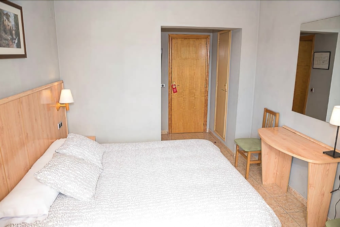 Imagen de la habitación del Hotel El Cid, Morella. Foto 12