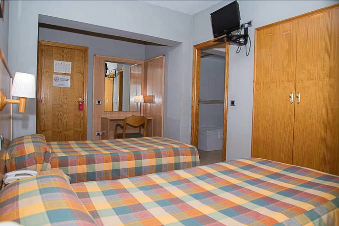 Imagen de la habitación del Hotel El Cid, Morella. Foto 13