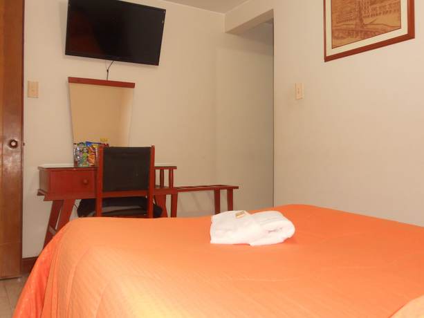 Imagen de la habitación del Hotel El Cid Plaza. Foto 3