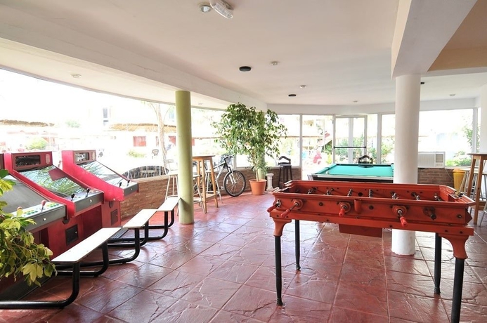 Imagen de los interiores del Hotel El Cid, VILLA CARLOS PAZ. Foto 9