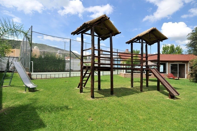 Imagen general del Hotel El Cid, VILLA CARLOS PAZ. Foto 2