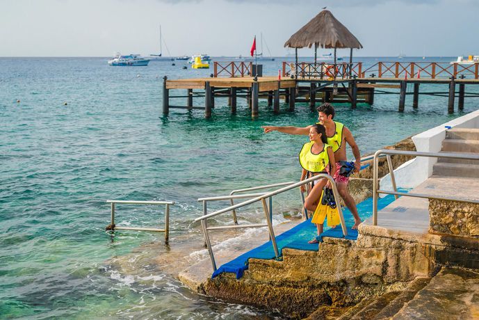 Imagen de los interiores del Hotel El Cid la Ceiba Beach. Foto 7