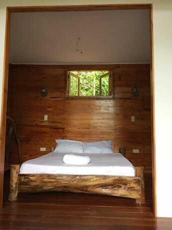 Imagen de la habitación del Hotel El Cielo Riverfront Villas. Foto 30