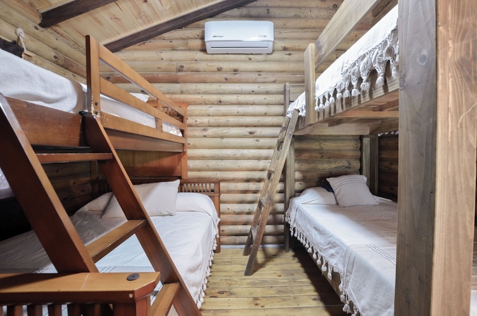 Imagen de la habitación del Hotel El Cielo de Santiago. Foto 16