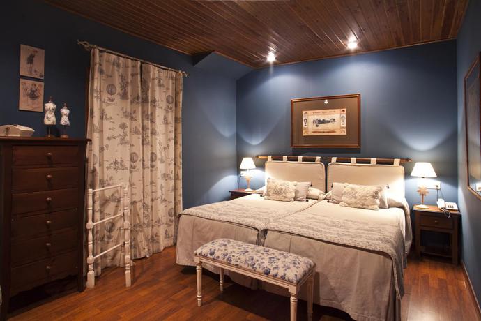 Imagen de la habitación del Hotel El Ciervo, Vielha. Foto 6