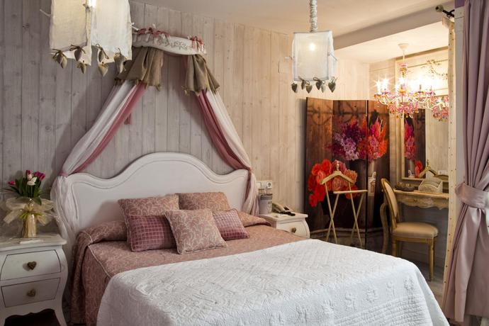 Imagen de la habitación del Hotel El Ciervo, Vielha. Foto 7