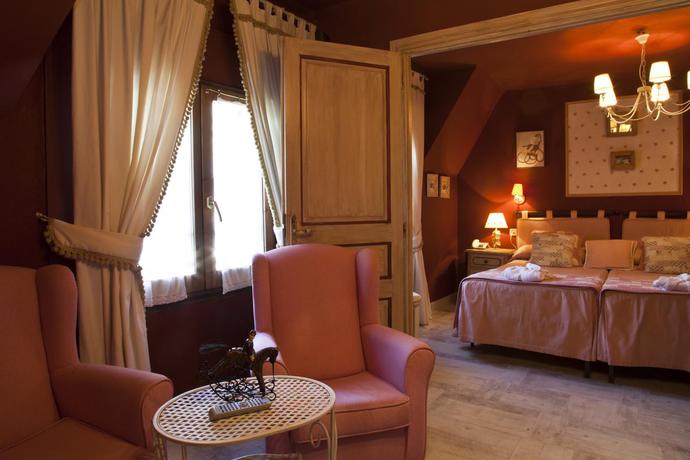 Imagen de la habitación del Hotel El Ciervo, Vielha. Foto 9