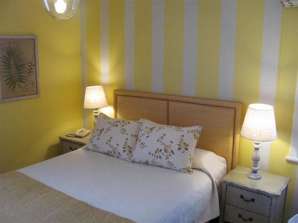 Imagen de la habitación del Hotel El Ciervo, Villarrica. Foto 8