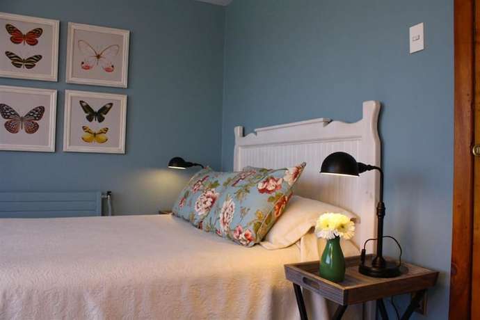 Imagen de la habitación del Hotel El Ciervo, Villarrica. Foto 10