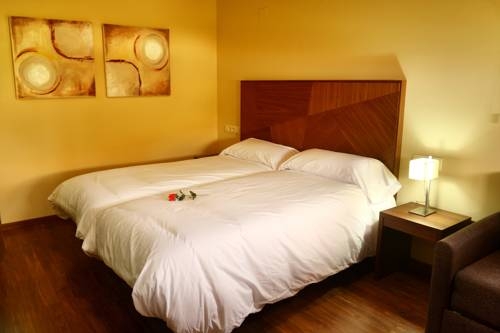 Imagen de la habitación del Hotel El Cierzo de Javalambre. Foto 7