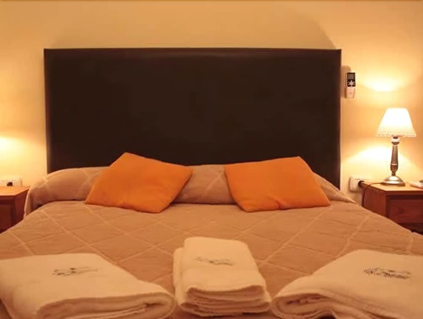 Imagen de la habitación del Hotel El Colonial. Foto 9