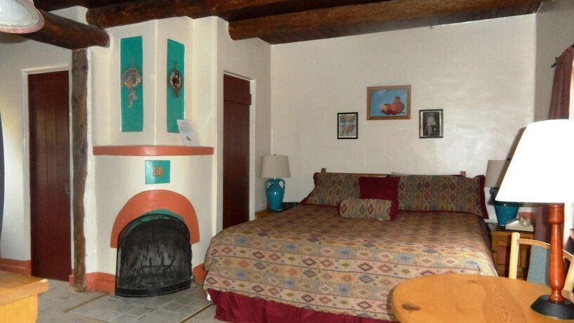 Imagen general del Hotel El Colorado Lodge. Foto 8