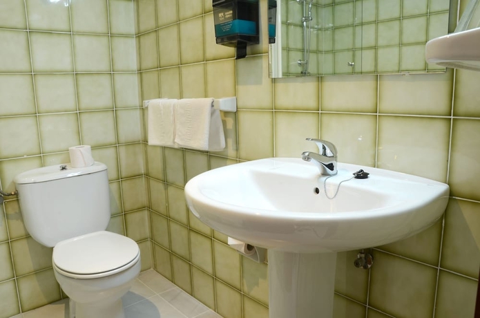 Imagen de la habitación del Hotel El Coloso. Foto 15