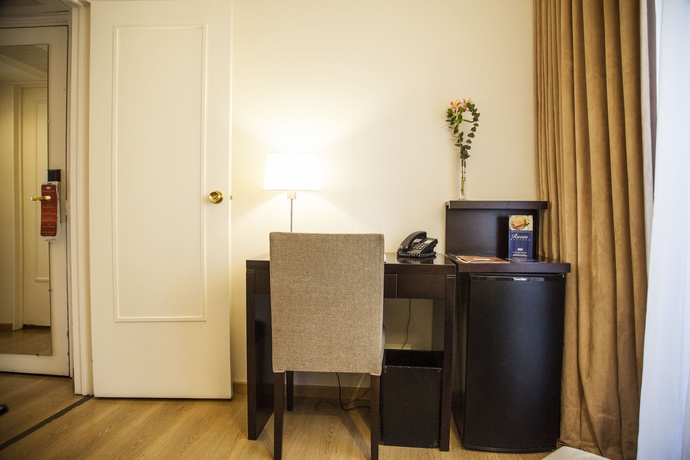 Imagen de los interiores del Hotel El Conquistador, Buenos Aires. Foto 13