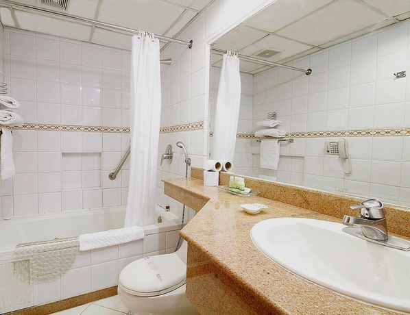 Imagen de la habitación del Hotel El Conquistador, Cuenca. Foto 17