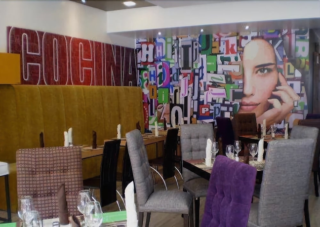 Imagen del bar/restaurante del Hotel El Conquistador, Cuenca. Foto 3