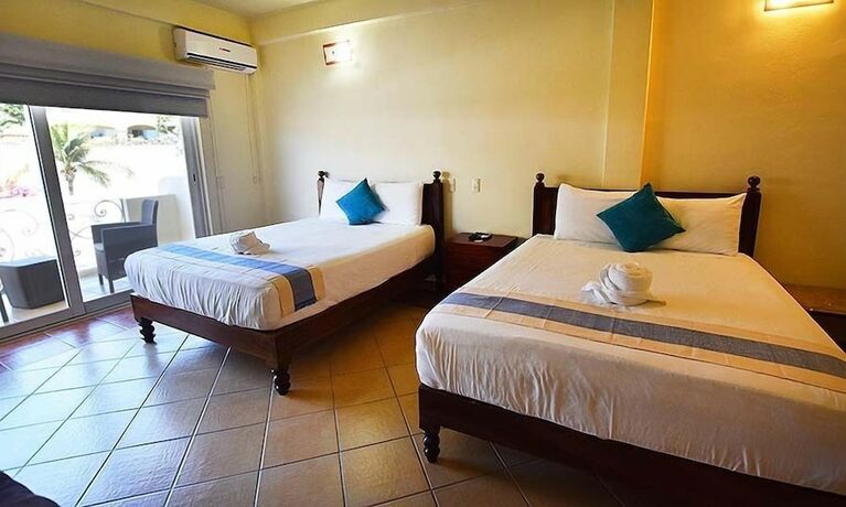 Imagen de la habitación del Hotel El Coral. Foto 13