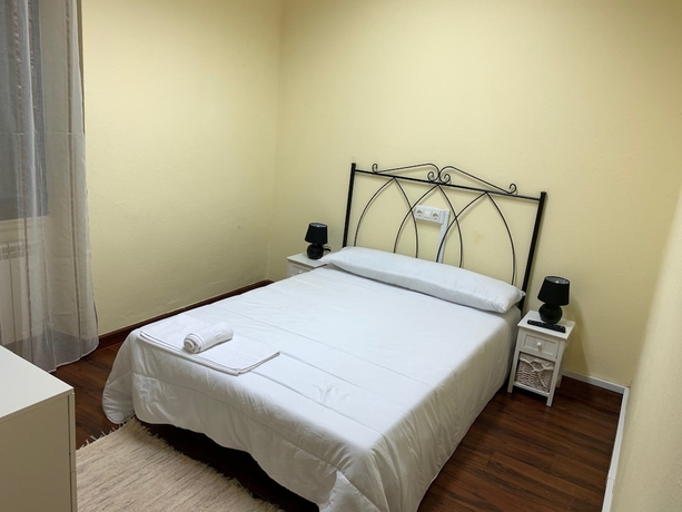 Imagen de la habitación del Hotel El Cordal de Laciana. Foto 8