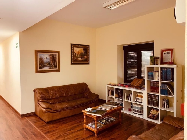 Imagen de los interiores del Hotel El Cordal de Laciana. Foto 19