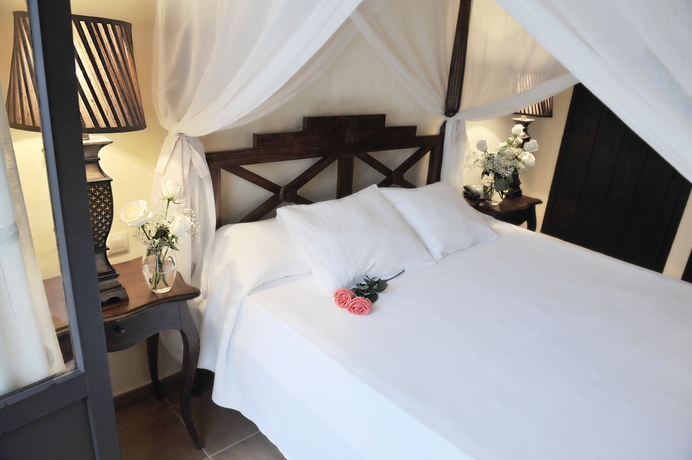 Imagen de la habitación del Hotel El Cortijo De Zahara. Foto 3