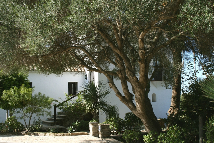 Imagen de los exteriores del Hotel El Cortijo De Zahara. Foto 14