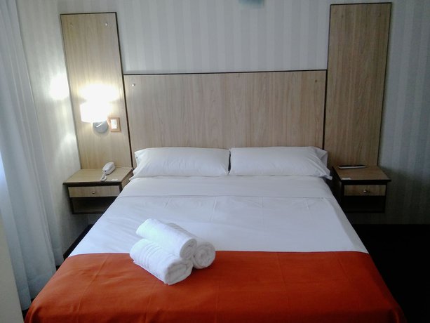 Imagen de la habitación del Hotel El Cortijo, NEUQUEN. Foto 7