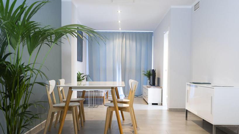 Imagen de la habitación del Hotel El Coso. Foto 17