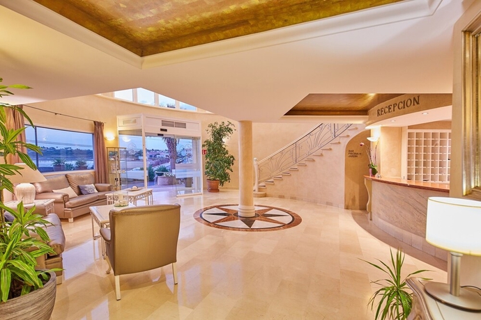 Imagen de los interiores del Hotel El Coto Boutique & Spa. Foto 19