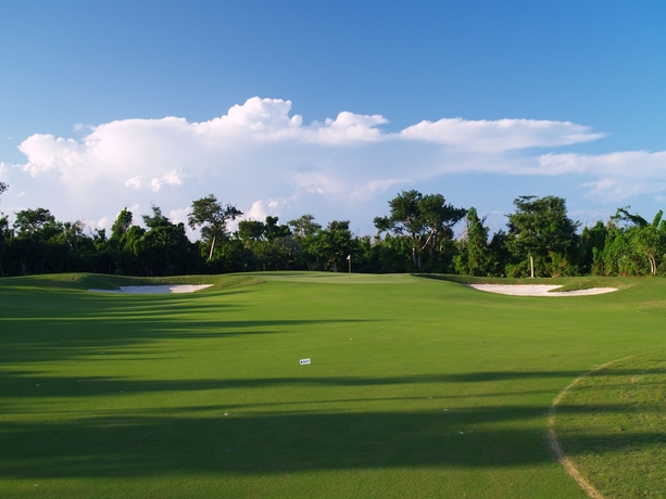 Imagen de la habitación del Hotel El Cozumele&ntilde;o Beach Resort. Foto 15