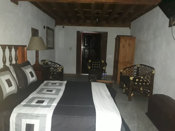 Imagen de la habitación del Hotel El Cristo. Foto 10