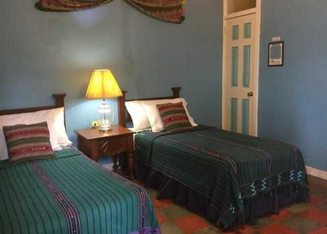 Imagen de la habitación del Hotel El Delfin. Foto 17