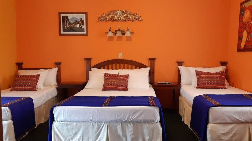 Imagen general del Hotel El Delfin, Livingston. Foto 2