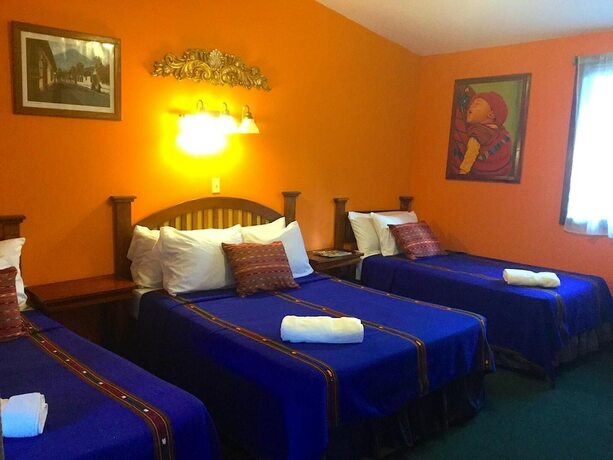Imagen general del Hotel El Delfin, Livingston. Foto 7