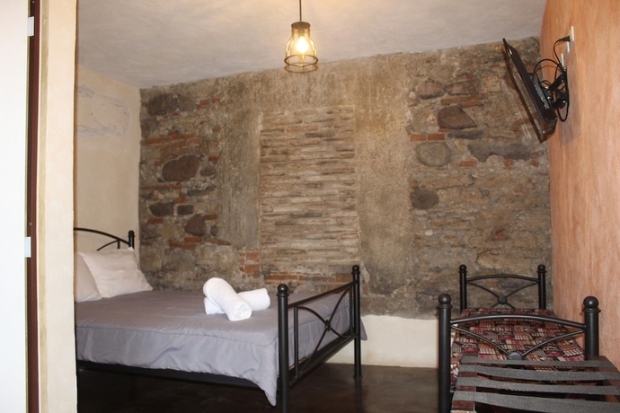 Imagen de la habitación del Hotel El Descanso Barrio del Artista. Foto 14