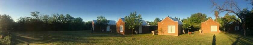 Imagen general del Hotel El Descanso, COL&Oacute;N. Foto 5